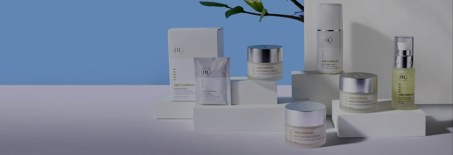 Подарок при покупке косметики Holy Land от 7500 р.